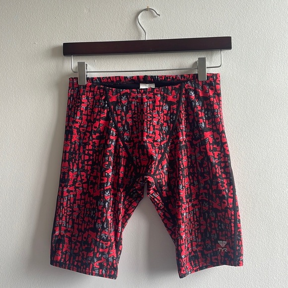 TYR Swim Suit Size 30 Small - Picture 5 of 5